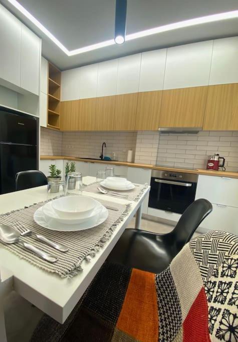 Piraeus Apartment For Rent ภายนอก รูปภาพ